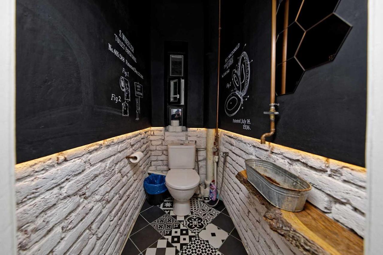 Peter'S Tower Apartments Praha Bagian luar foto